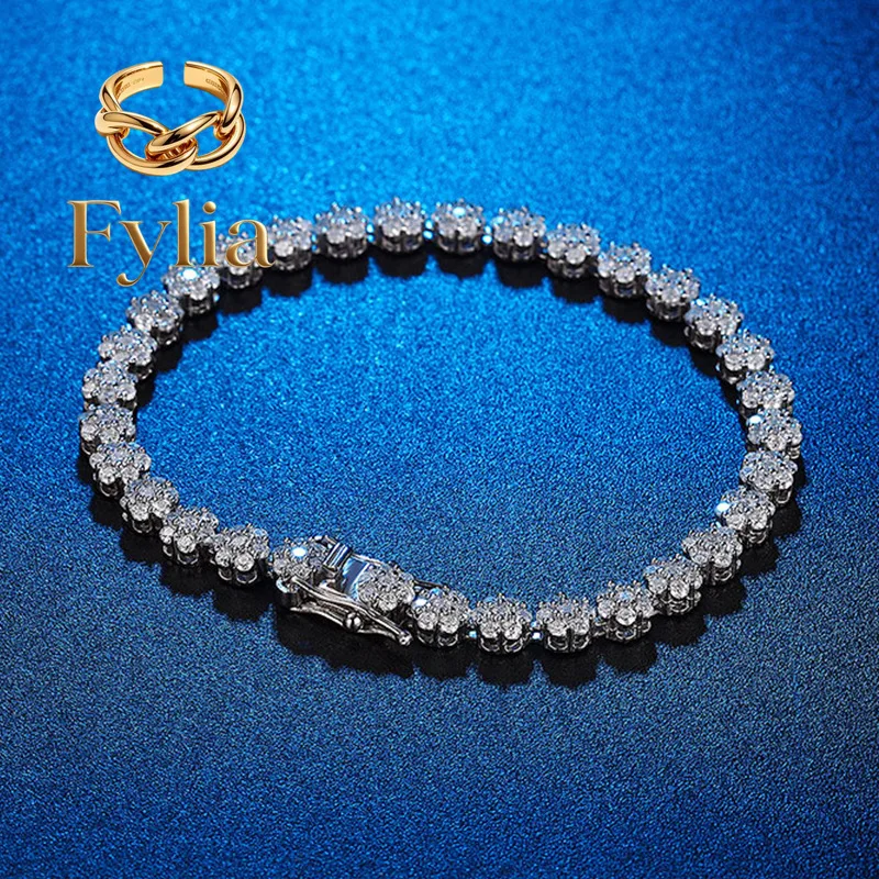 Fylia Jewelry   Luxury Solid Platinum PT950 Women's Moissanite Diamond Plum Blossom Bracelet