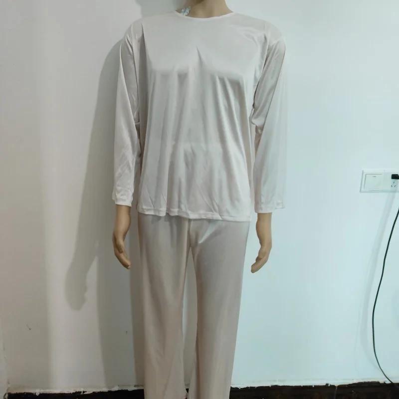 

Men Sexy Glossy Thin Silky Touch Ice Silk Pajamas Women Long Sleeve Elastic Soft Loose Sleepwear Plus Size Trousers 2 Pcs Set﻿