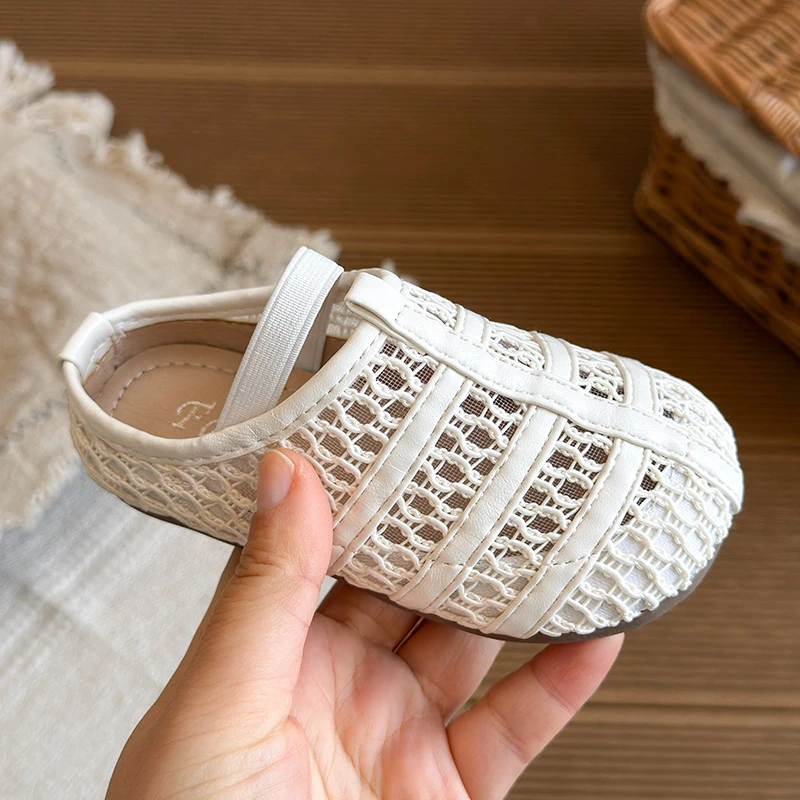 Summer Toddler Girls Breathable Mesh Closed Toe Shoes Elastic Strap Soft Non-Slip Sole Lightweight for Daily Outdoor Beach Wear