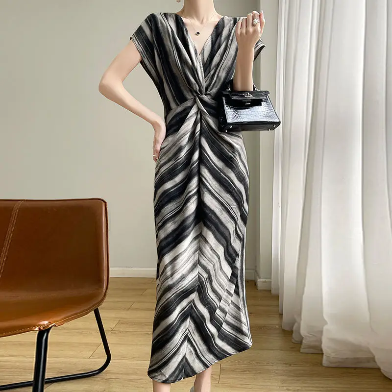 Temperament Silk Satin V-neck Striped Dress Summer Women Loose High-end Tied Up Over The Knee Long Skirt Fashion Commuting Dress