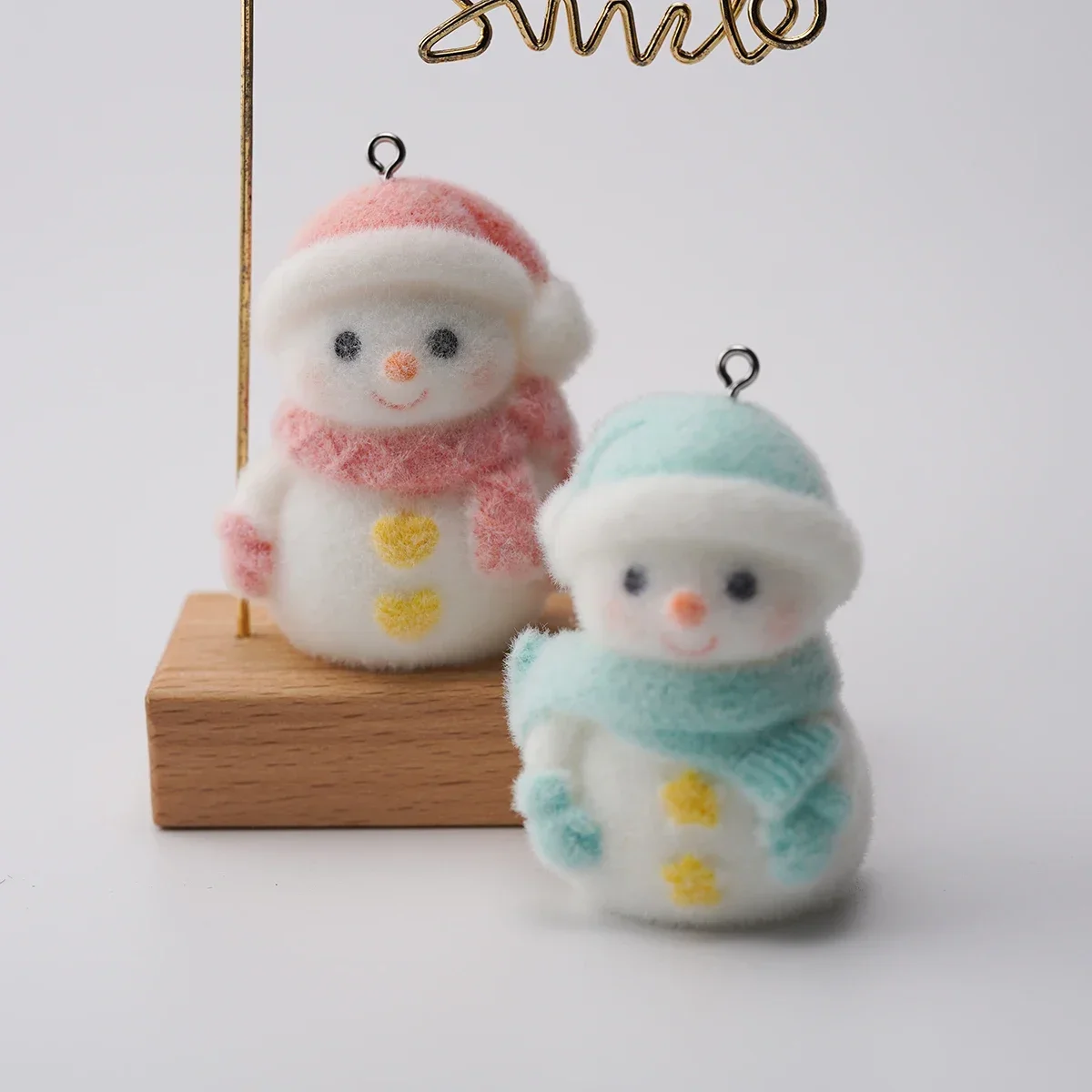 5 pçs 3d bonito natal boneco de neve encantos reunindo boneca dos desenhos animados pingente para mochila correntes chaveiros diy jóias fazer acessórios