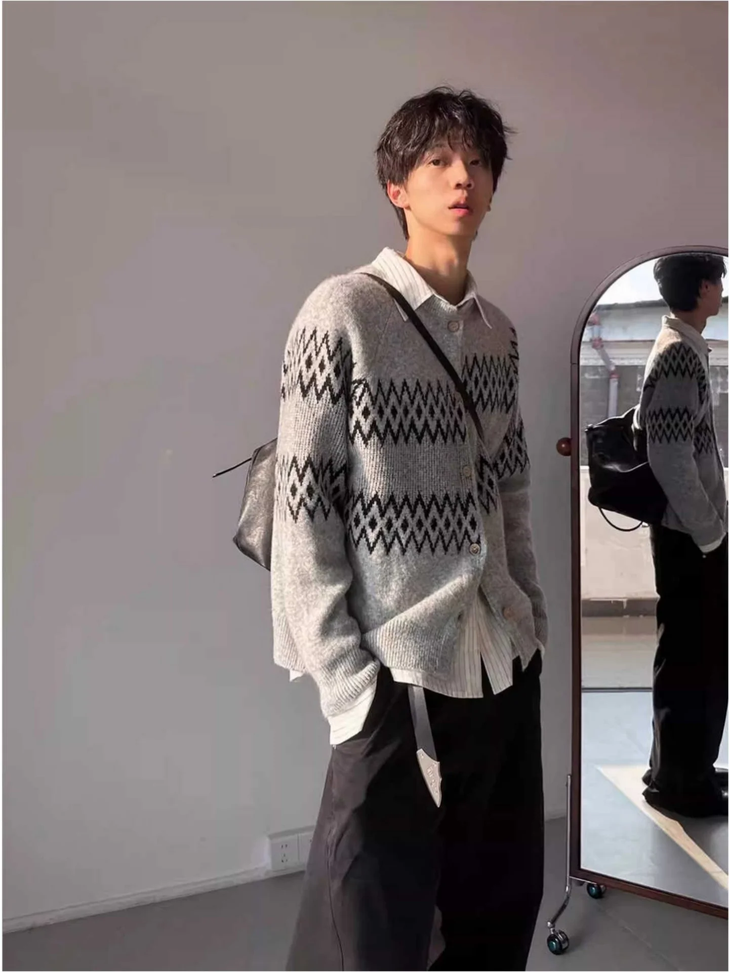 

Мужской вязаный кардиган с вышивкой в стиле Fair Isle на пуговицах, с длинными рукавами, теплая повседневная верхняя одежда для ежедневных поездок и активного отдыха