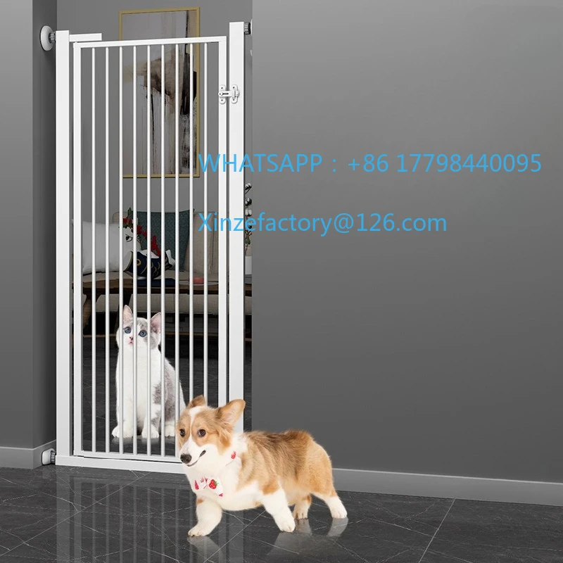 عزل أسوار القطط والكلاب الداخلي القابل للتخصيص وأسوار الحيوانات الأليفة المضادة للقفز آمنة لا تسبب اللكم مطلوب روضة الكلاب والحيوانات الأليفة