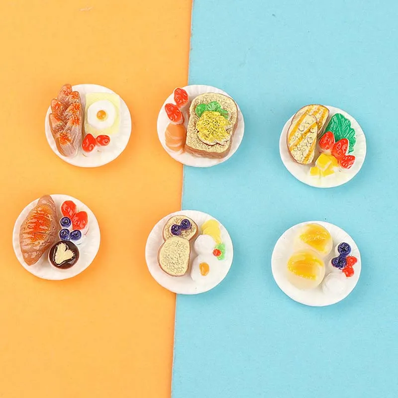 จานขนมหวานจิ๋ว 6 ชิ้น สำหรับตกแต่งบ้านจิ๋ว อุปกรณ์ครัว ของตกแต่ง อาหารจำลอง จานติ่มซำ ของประกอบฉาก หลากหลายแบบ