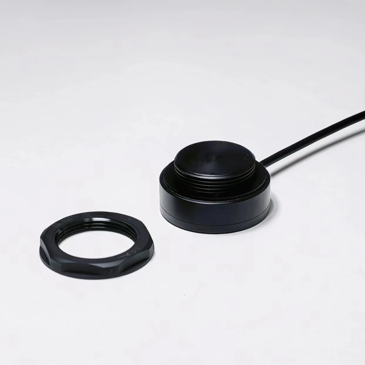 Low Power Ranging Radar -120-125GHz, IP68 Protection - Storage Tanks, Sewage & Pipeline Monitoring - Industrial Automation