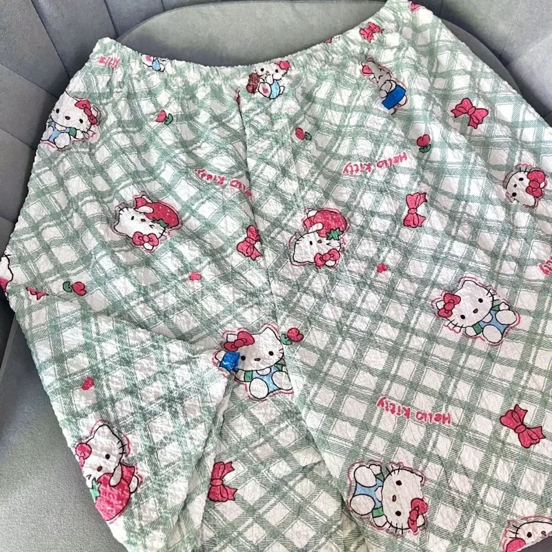 Cute Sanrio HelloKitty verão calças para meninas, padrão dos desenhos animados, xadrez casual shorts soltos, calças de pijama, pode ser usado fora