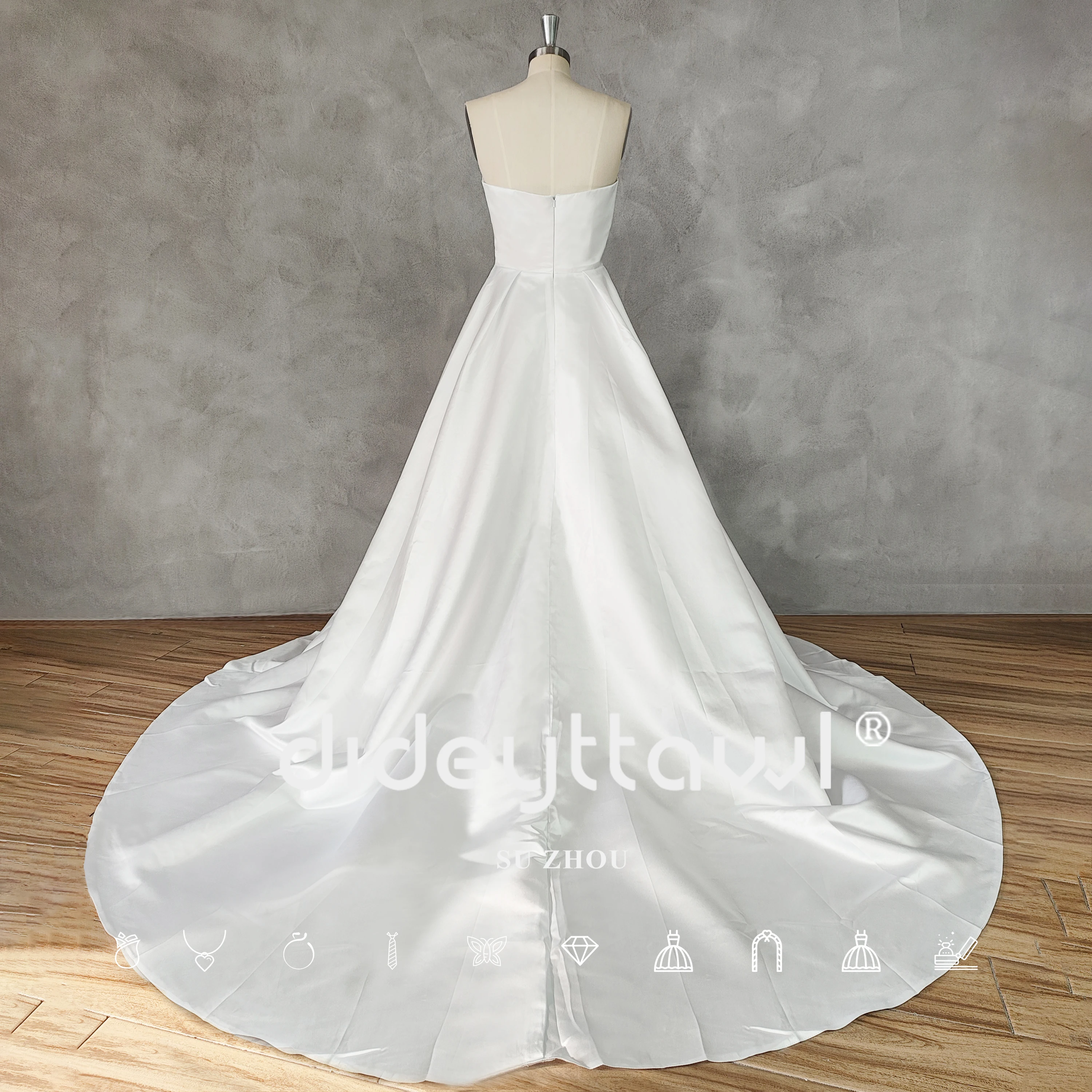 DIDEYTTAWL Real Picture Simple Deep V-Neck A-Line Satin Wedding Dress Zipper Back Court Train Bridal Gown Custom Made