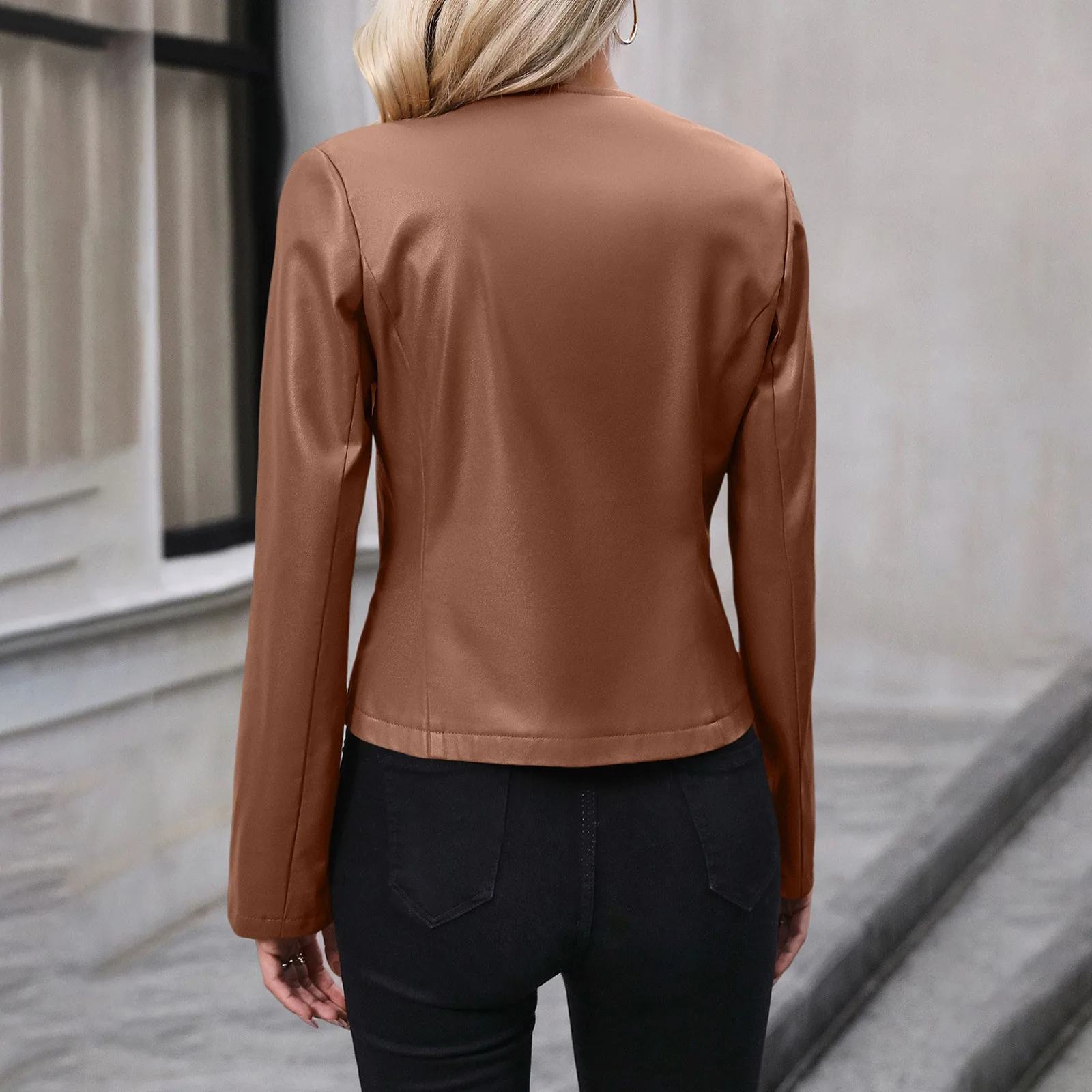 Veste en cuir PU pour femme, manteau de vélo, vêtements d'extérieur à fermeture éclair, tenue décontractée pour femme, combinaison courte et fine, mode automne et hiver 2024