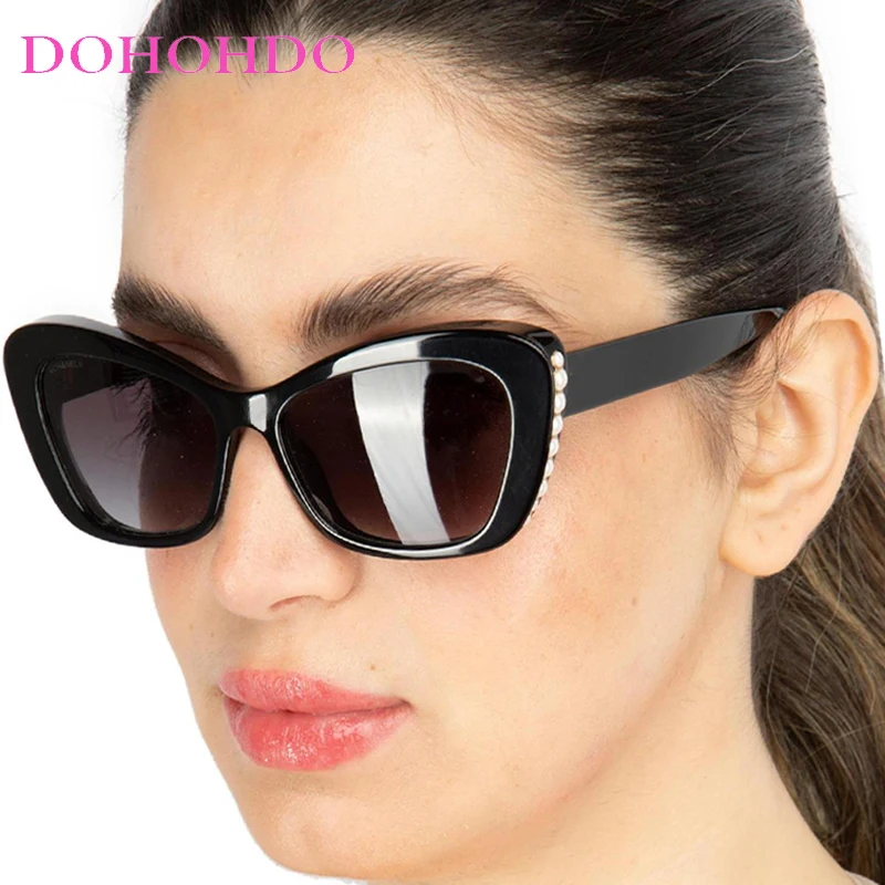 

Vintage Trendy Pearl Decorate Oversized Cat Eye Sunglasses Women Men Brand Designer Driving Shades Travel Eyewear Unisex UV400