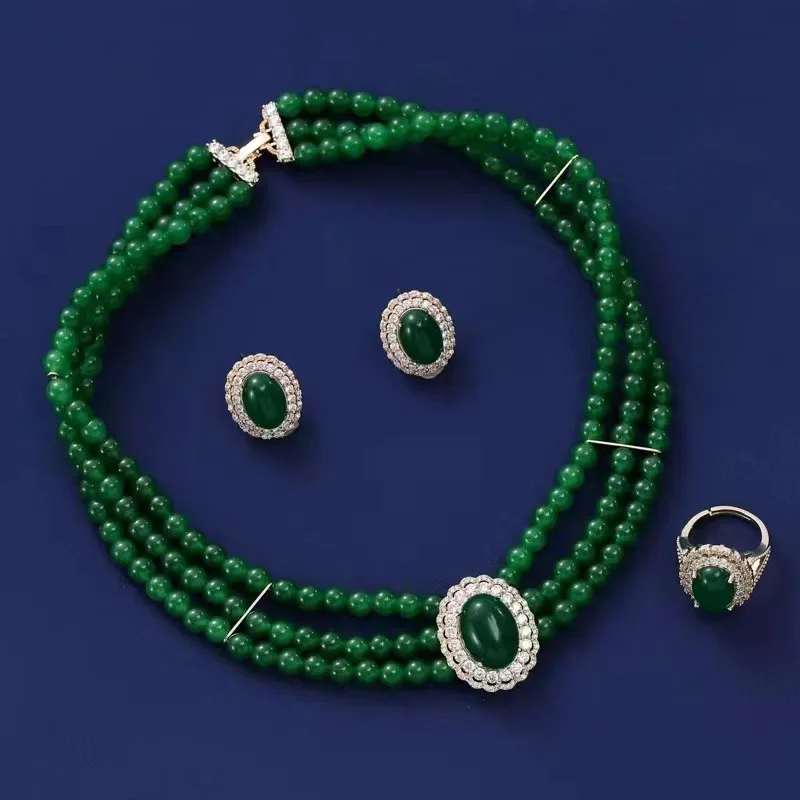 

Женский комплект украшений изумрудного циркона с кольцом, ожерельем и серьгами, элегантная коллекция аксессуаров из зеленого драгоценного камня
