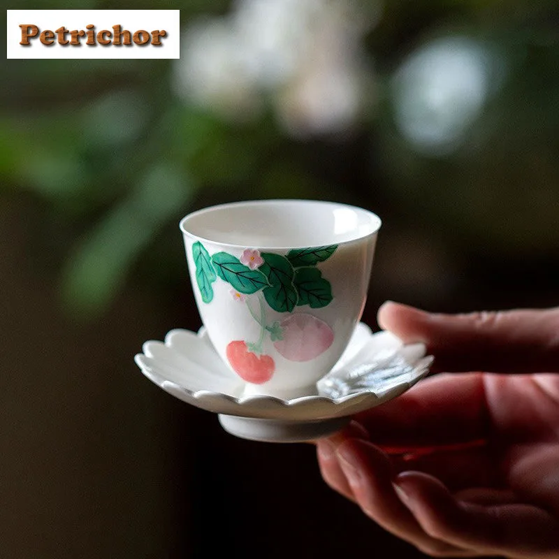 

55ml Hand-painted Strawberry Flower Pattern Teacup Zen Tea Bowl Single Cups Tea-tasting Personal Cup Jianzhan Master Cups Cafes