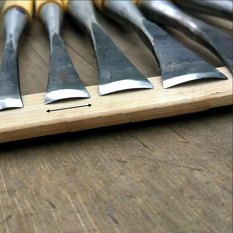 

Large Radius Woodworking Engraving Knife - Shallow round Blanking Chisel with Sharpened Handle 5mm to 38mm for Precision Wood