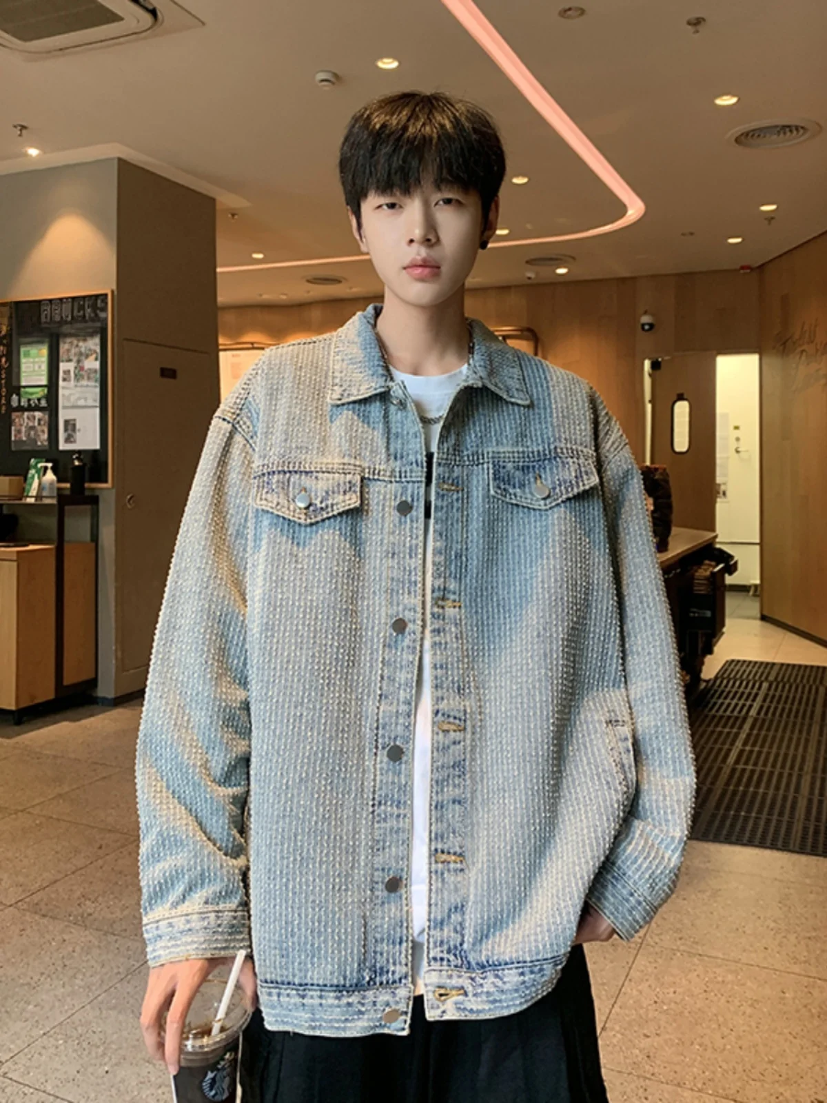 

Мужской джинсовый топ с дизайном Waed Jaet, весенне-осенний свободный американский модный рабочий костюм, пальто с цветочной вышивкой, повседневная верхняя одежда...