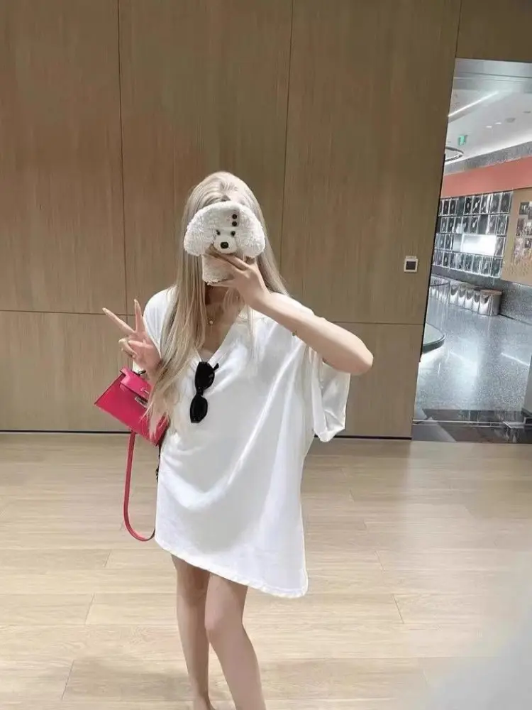American Retro Lazy Style White Cotton Short Sleeve V-Neck T-Shirt Women Summer Loose Mid-Length Simple Match Upper Body