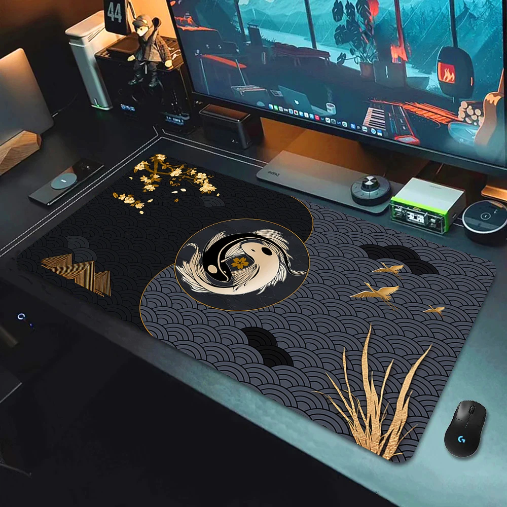 Koi Fish-Grand tapis de souris média pour PC, tapis de souris de jeu, clavier d'ordinateur de bureau, tapis en caoutchouc de vitesse Gamer, polymères de bureau, noir et or