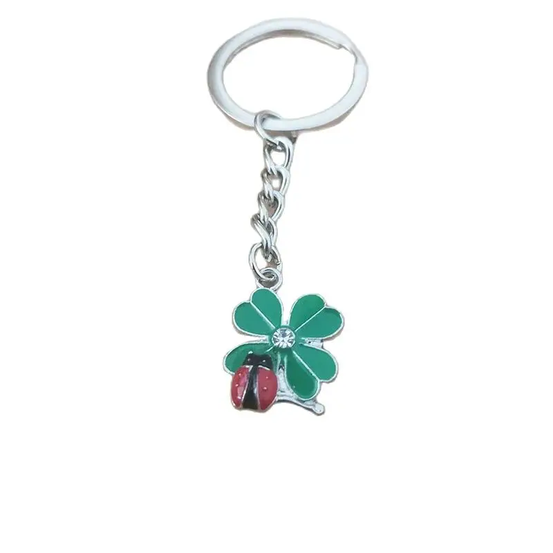 10 Teile/los Emaille Vierblättriges Kleeblatt Marienkäfer Schlüsselanhänger Großhandel Legierung Metall Anhänger Charms Mode Schlüsselbund Schlüsselanhänger Schmuck – Detail 2