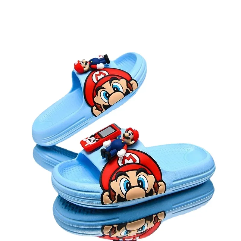 Super Mario Bros nuove pantofole per bambini Cartoon Mario pantofole per interni pantofole antiscivolo per bambini di mezza e più grandi