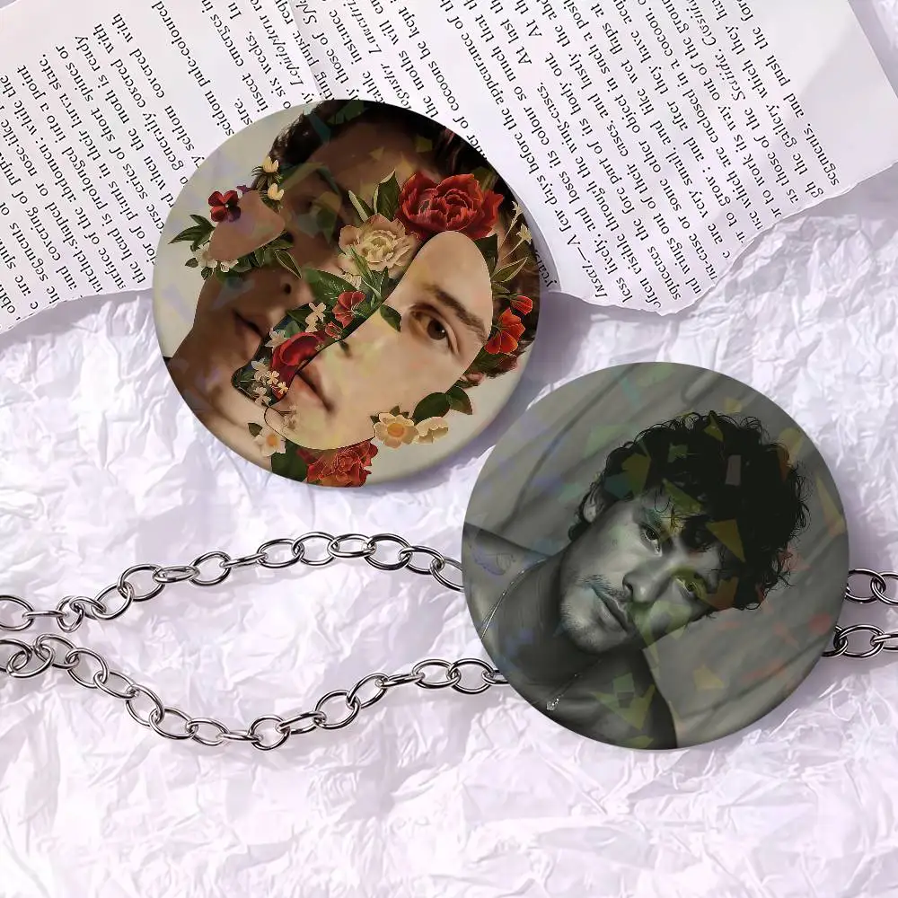 Singer S-Shawn M-Mendes shawn Badge Round Brooch Exquisit Enamel Lapel Pins for Gift Clothes Hat Backpack Accessorie