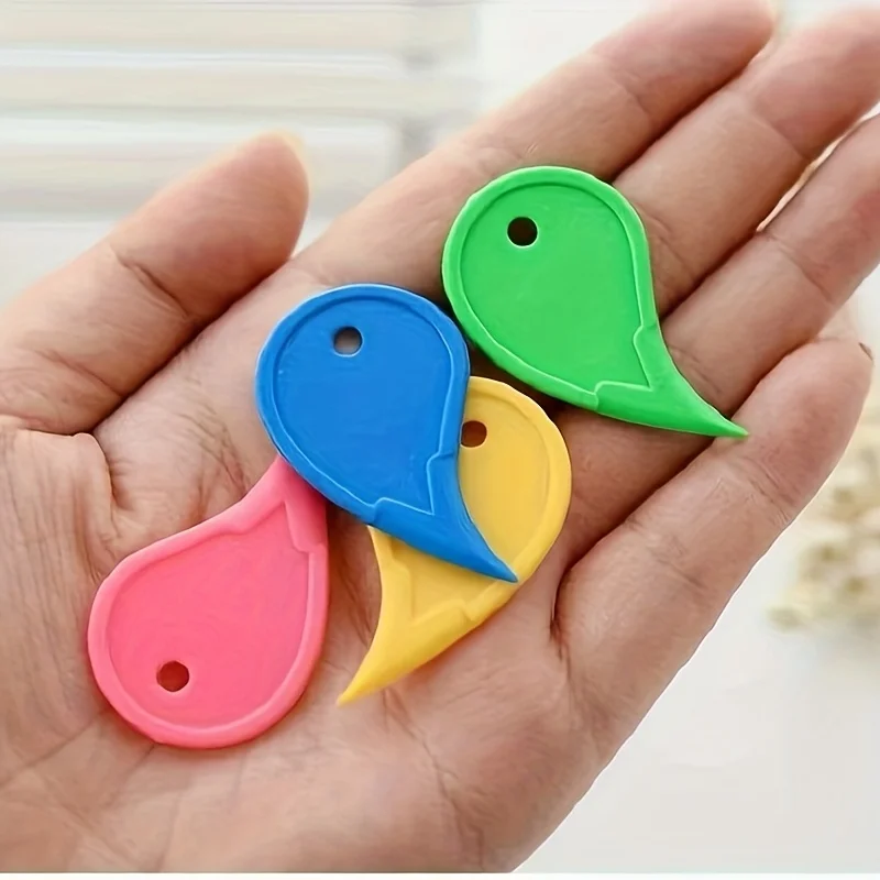 

5 Mini Multi-Function Knives - Portable Plastic Box Cutter for Easily Opening Packages, Trimming Tape and Cutting Paper - Multi-Purpose Envelope Opener and Envelope Cutter