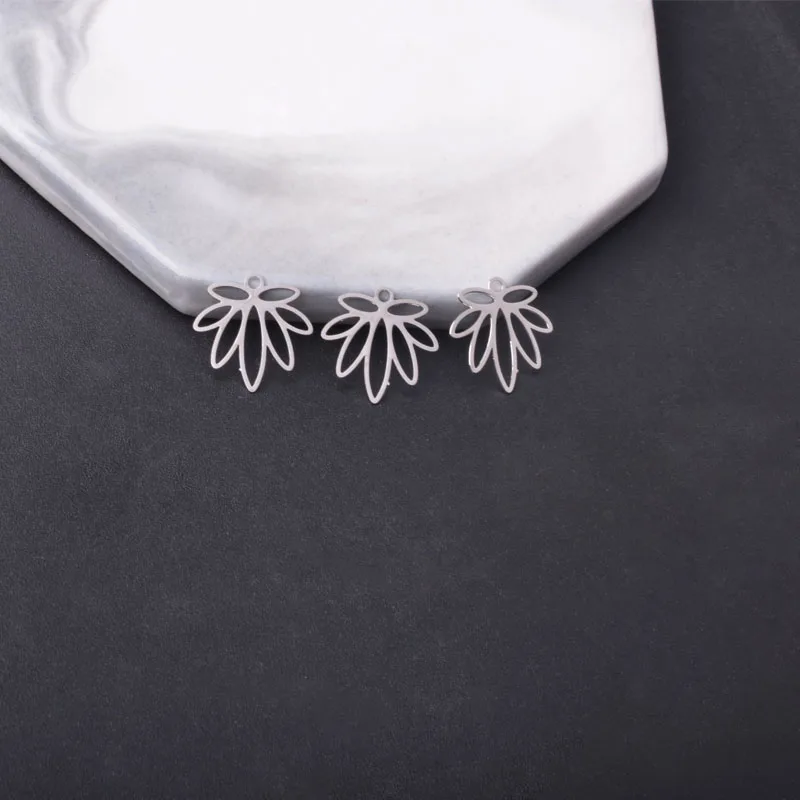 50 Stück AC14570 15 mm Messing kleine aushöhlen Charms Anhänger DIY Schmuck Ohrring Herstellung – Detail 7