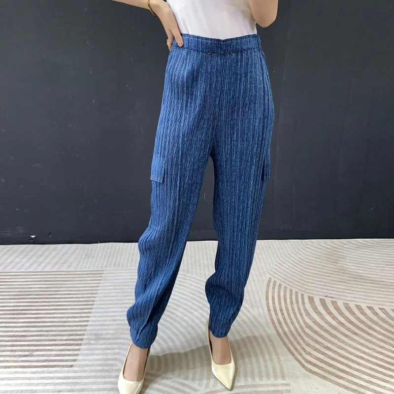 

Брюки-плиссе Miyake с принтом, новинка 2026 года, летние повседневные укороченные брюки-шаровары, свободные, больших размеров, эластичные, для женщин, не мнущиеся