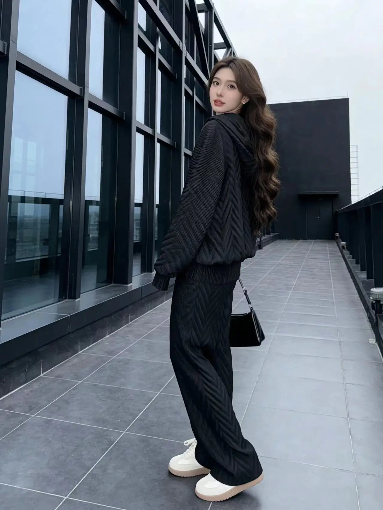 미야케 플리츠 2026 봄과 가을 신상 수제 플리츠 후드 수트 단색 플리츠 캐주얼 루즈 탑 바지 어린이용