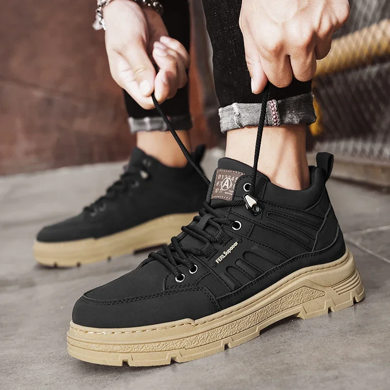 High Quality Mens Boots Luxury Designer Casual Men  Shoes Cowboy Tactical Motorcycle Boots Outdoor Leather Hiking Shoes for Men