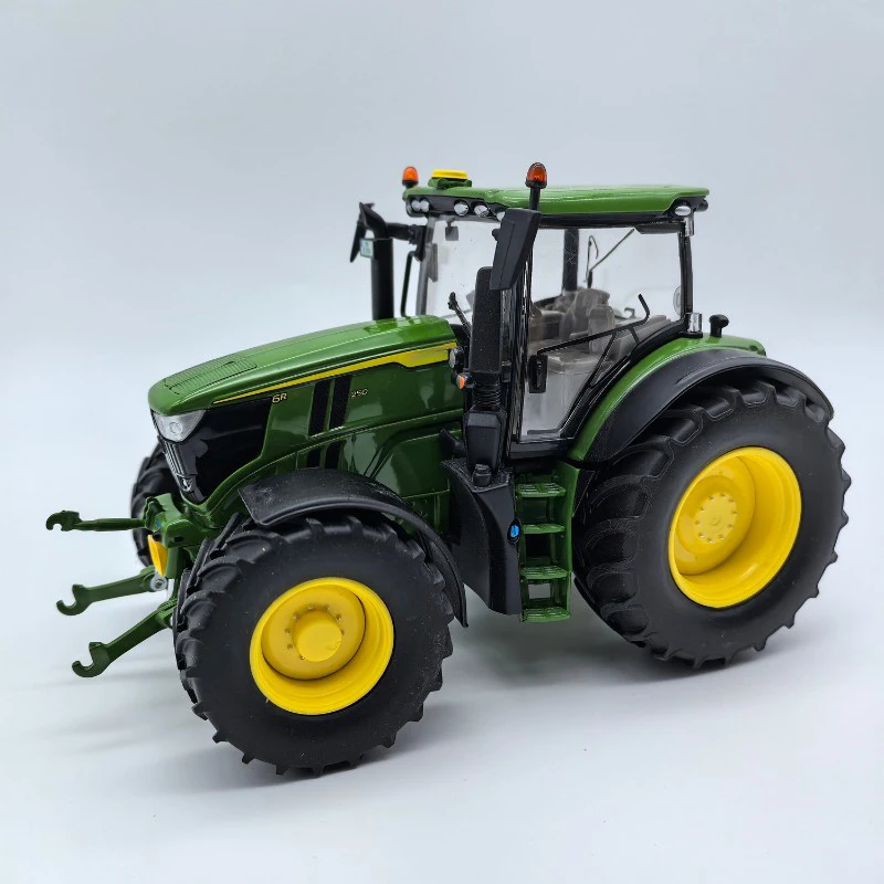 6R 250 Simulation Alloy Tractor Model,Decoration,Adult Boy Toy Gift,Collection Display,agricultural Machinery Model,green,1:32 - Image 5