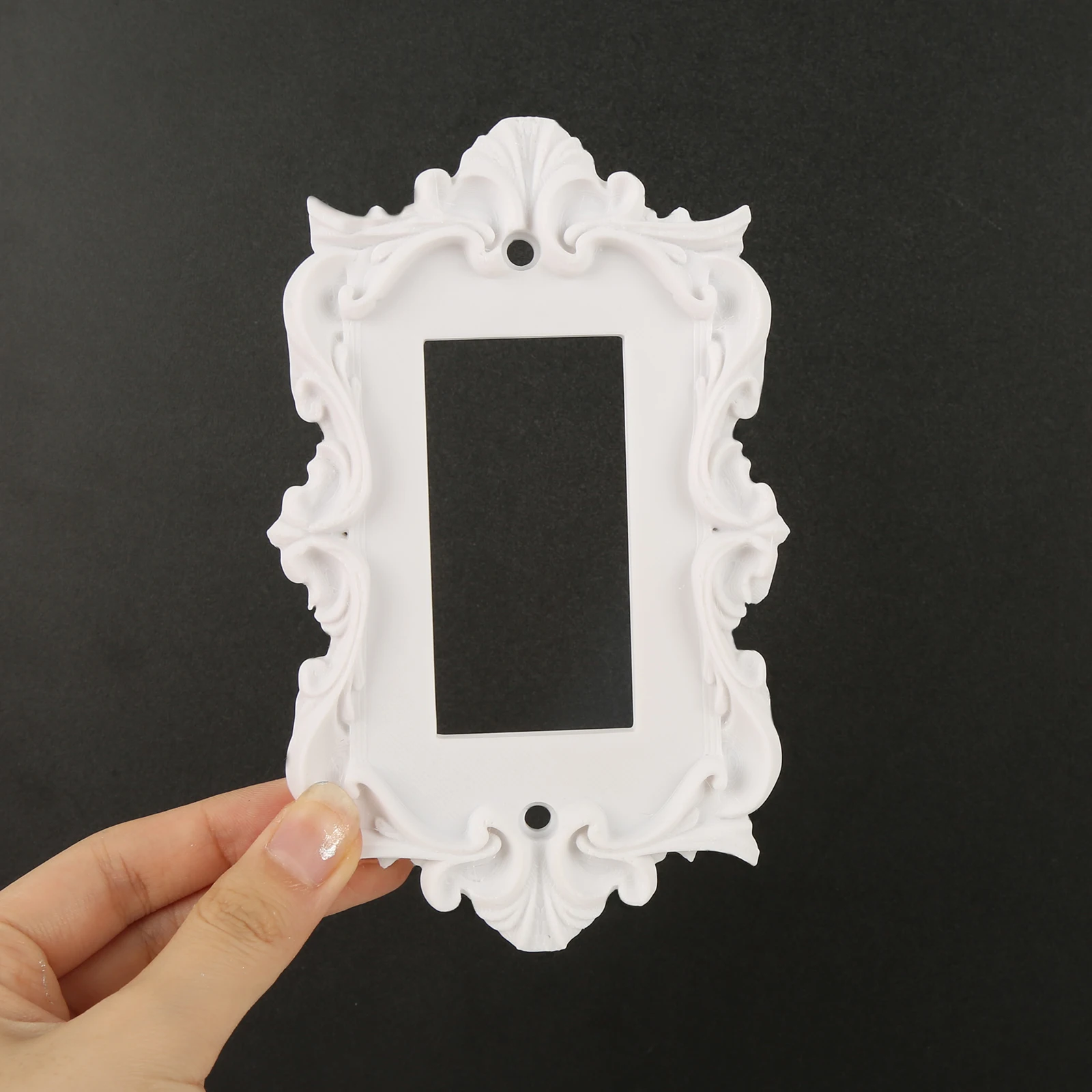 Cross-border Baroque Vintage Floral Outlet Cover European Embossed Resin Wall Socket Decor Frame