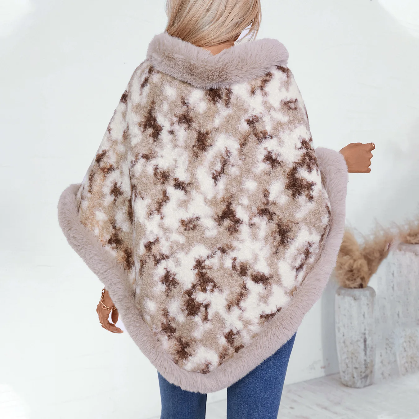 Winter Women\'s Wool Collar Pullover Contrasting Leopard Print Knit Cape Female Retro Loose Sweater Shawl Lady Warm Clothing