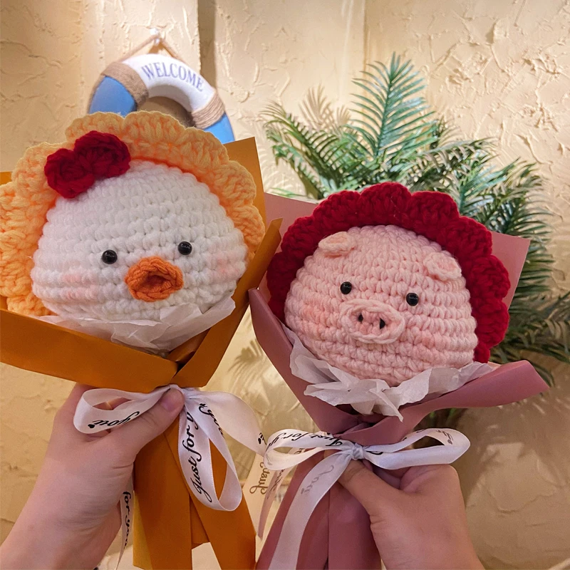 

Handmade Knitting Mini Flower Pig Chicken Rubbit Bouquet Handmade Cotton Flower Graduation Valentine's Day Gift for Girlfriend