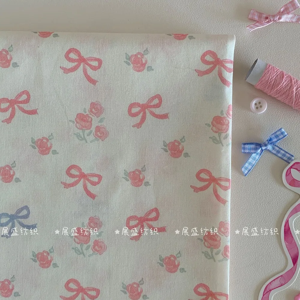 ผ้าฝ้ายพิมพ์ลายสตรอว์เบอร์รีและดอกไม้ ขนาด 140x50 ซม. 40s สำหรับทำที่คาดผม DIY, เสื้อผ้าสัตว์เลี้ยง, เสื้อผ้าเด็ก และผ้าสำหรับชุดนอน