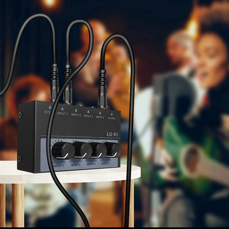 Smart-LQ-01 Mélangeur 4 canaux 4 entrées 1 sortie DC 5 V Mini table de mixage audio portable Mélangeurs à 4 canaux Console de mixage