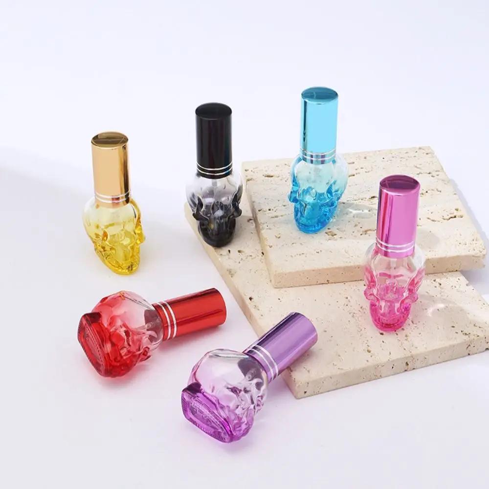 

Skull Design Perfume Refillable Bottle Luxury Fragrance 8ml Glass Spray Bottle Transparent High-end Perfume Atomizer