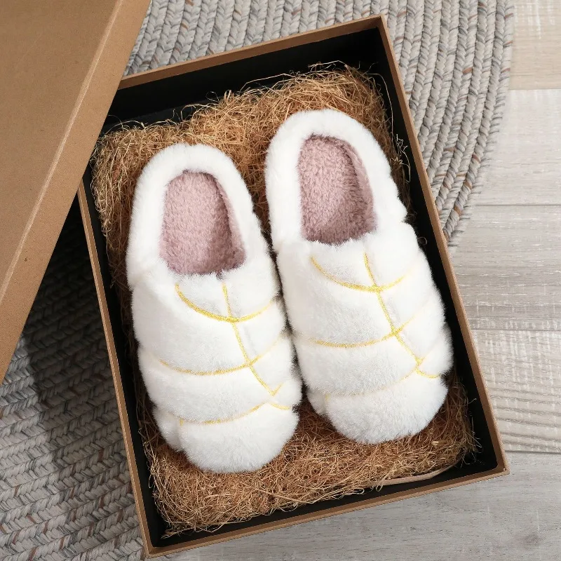 

2025 New Christmas Cotton Slippers for Men and Women, Warm and Fashionable Indoor Plush Cotton Slippers for Winter, Couple Style