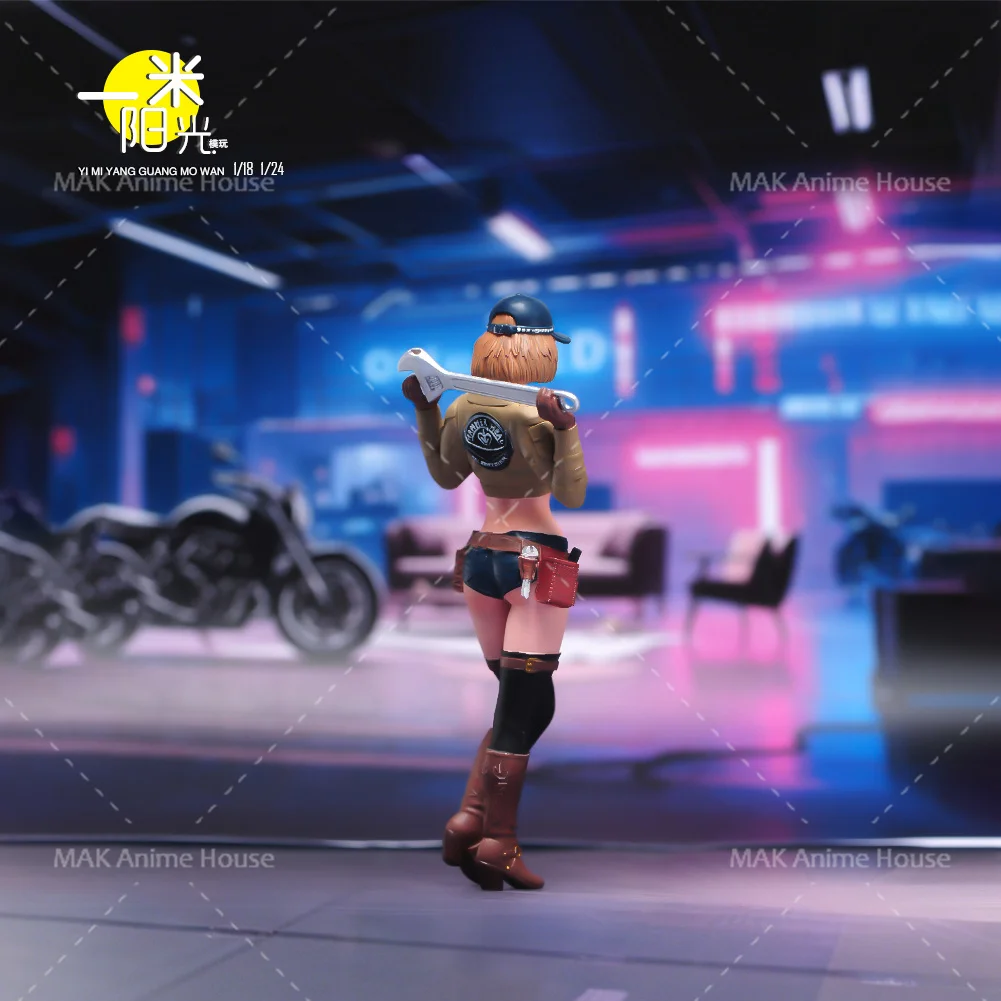 Miniaturen Figuren 1/24 1/18 Sexy Taille Baring Racing Monteur Schoonheid Prachtige Facial Geschilderd Model Creatieve Scène Poppen Speelgoed