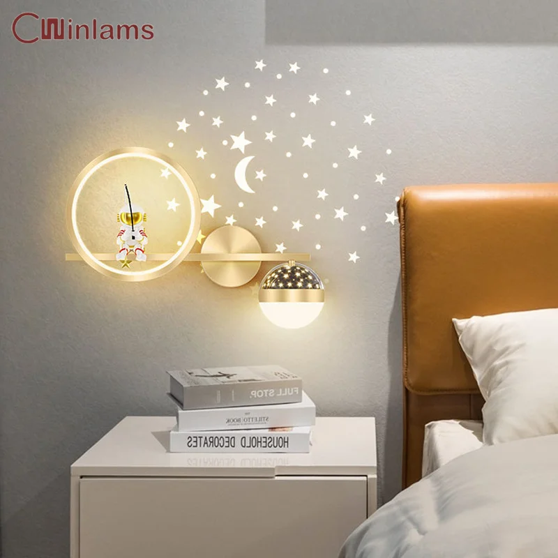 モダンでクリエイティブなledウォールランプ子供部屋月宇宙飛行士ベッドの装飾リビングルームソファの背景