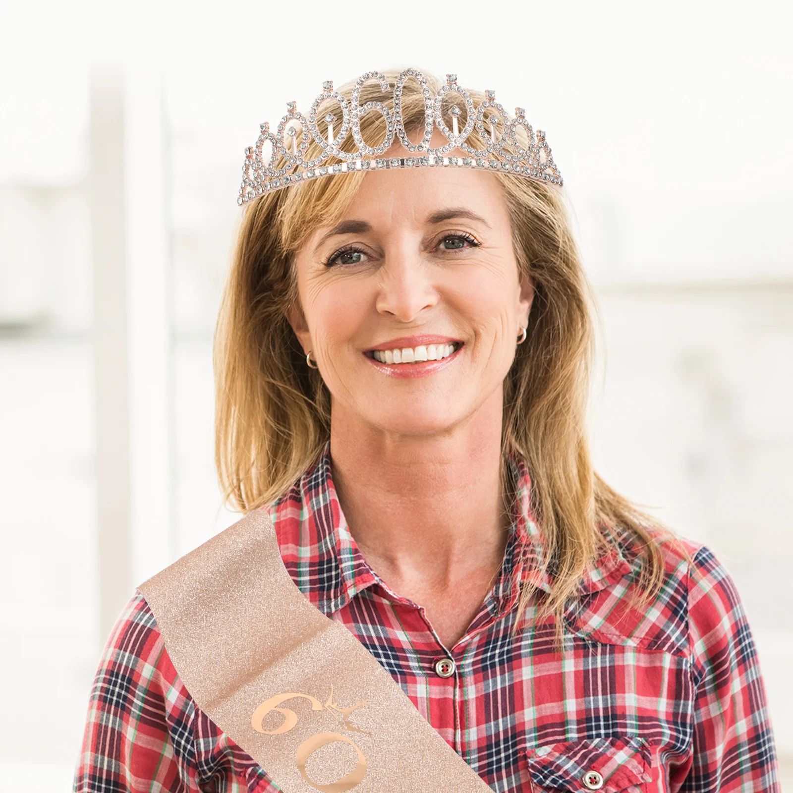 

1Set Birthday Party Supplies Rhinestone Tiara Sash and Crown Decorative Accessories Female Birthday Gifts Theme Party