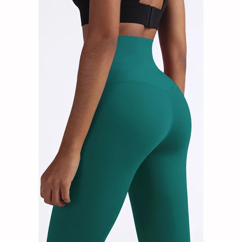 2023 Hot Sale New Arrival Skin-Friendly Female Yoga Leggings Solid Color High Waist Outside Running Pants Calf-Length