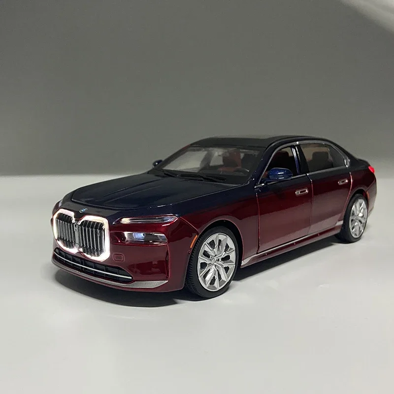 Diecast 1/24 Scale BMW 7 Series Alloy Model New Energy BMW Car Red and Blue Model Sound and Light Toy for Boys Gift