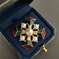 Vintage Baroque Enamel Pearl Brooches Retro Court Cross Brooch Pin for Women Jewelry Coat Accesories Men Suit Lapel Pins Corsage