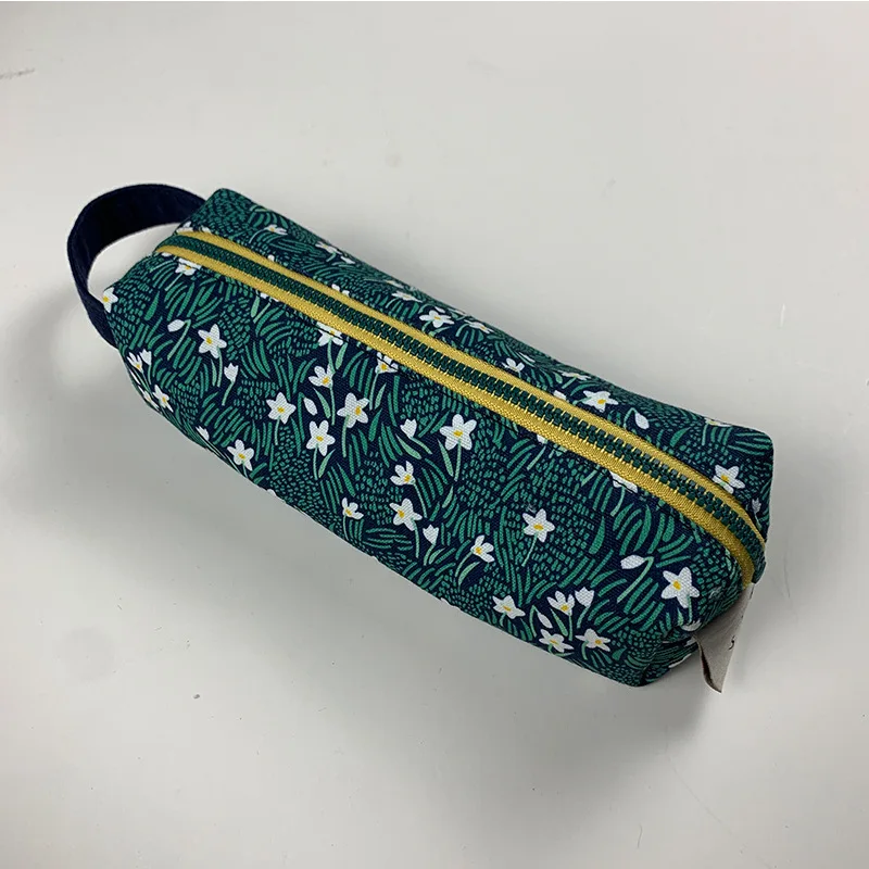 5pcs Cosmetic Bags Canvas Panda The Sheep Printing Multifunctional Long Pencil Bag
