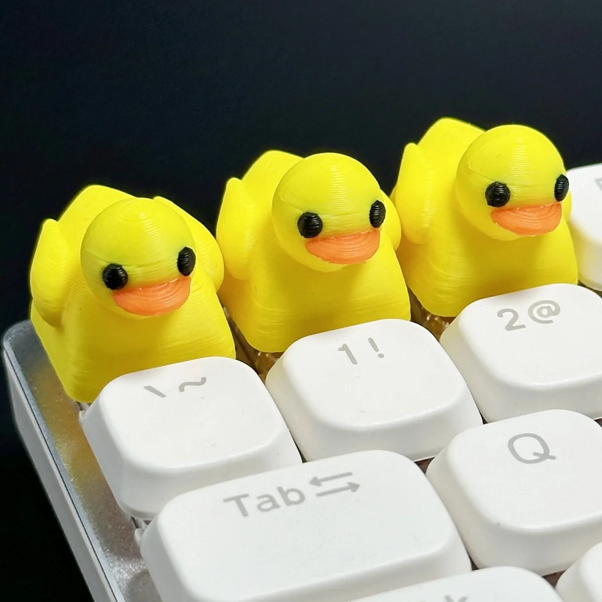 The latest personality resin decompression small fat duck key cap Small yellow duck cross axis mechanical keyboard key cap 1pcs