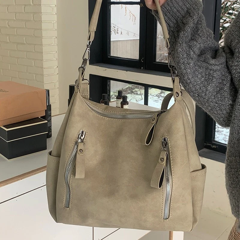 

Trendy Women Maillard Style Vintage Tote Bag Lady Affordable Wholesale Messenger Bag Female Large Capacity Commute Shoulder Bag