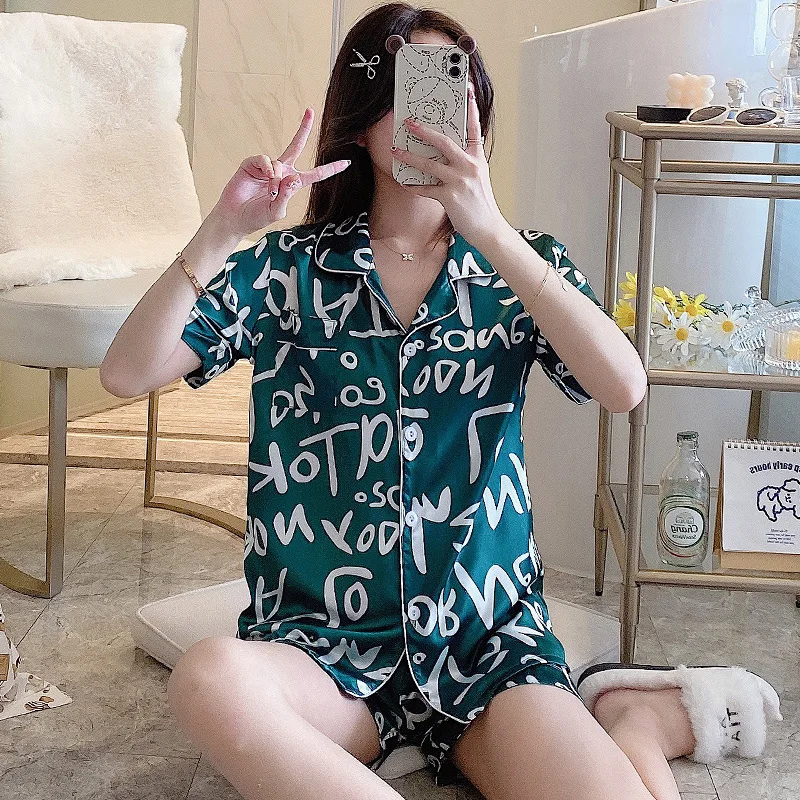 2Pcs/Set Women\'s Pajamas Women\'s Short-Sleeved Shorts Lapel Cardigan Korean Cartoon Simulation Silk Striped Green Letter shorts