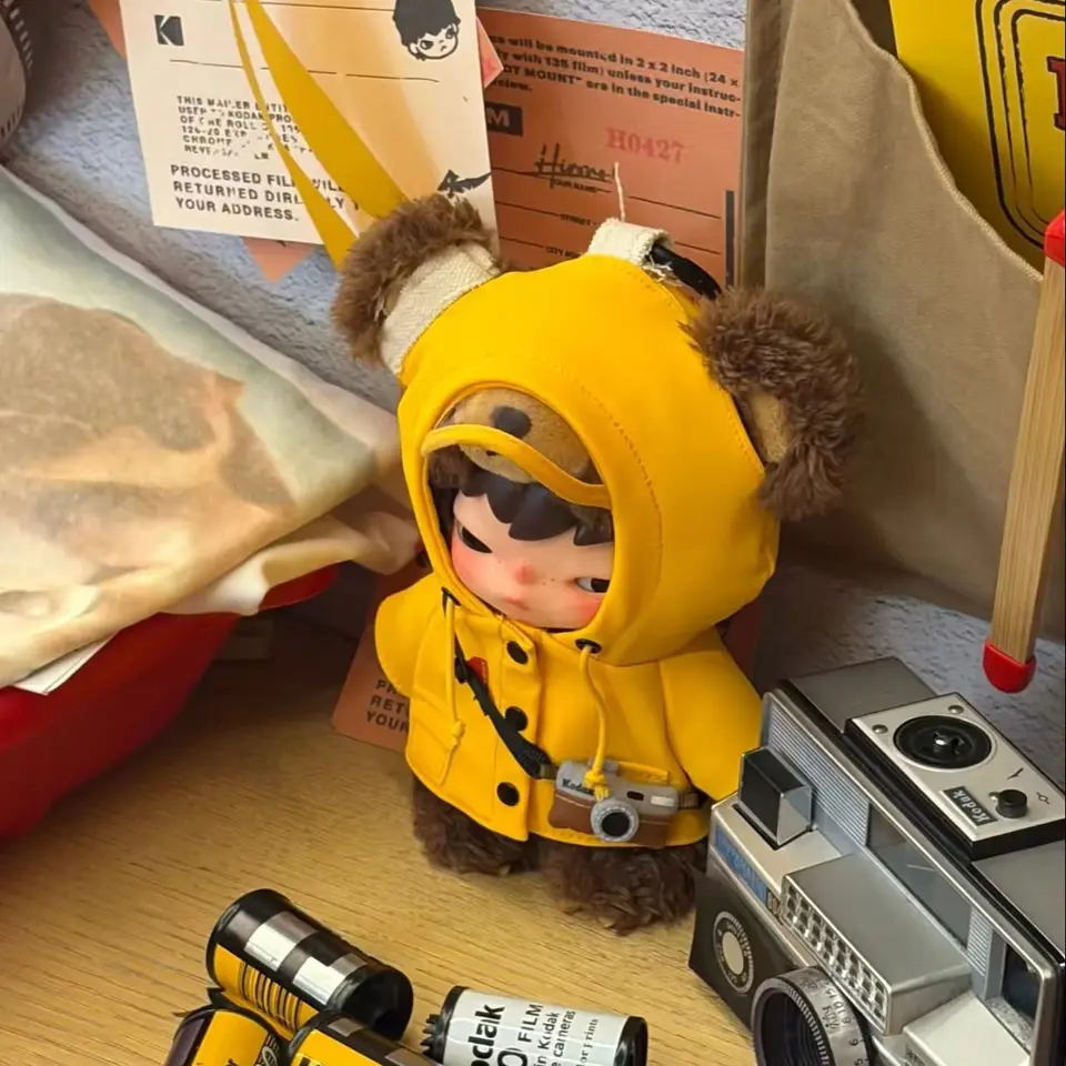 POP MART 100% Hirono Kodak Series Mystery Action Figure - Cute