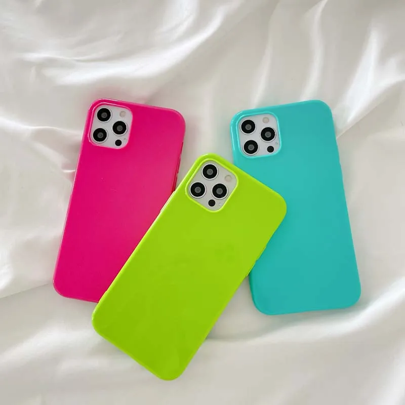 Solid Color Case For iPhone 14 13 12 11 Pro Max X XS XR 8 7 Plus SE2022 2020 Silicone Neon Fluorescent Soft Shockproof Cover