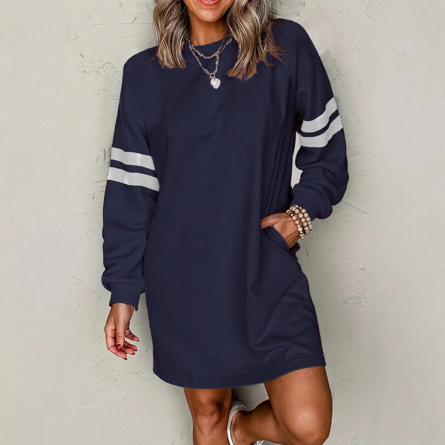 2025 New Fashion Color Block Long Sleeve Round Neck Sweatshirt For Women In Autumn Casual Loose Striped Top For Women