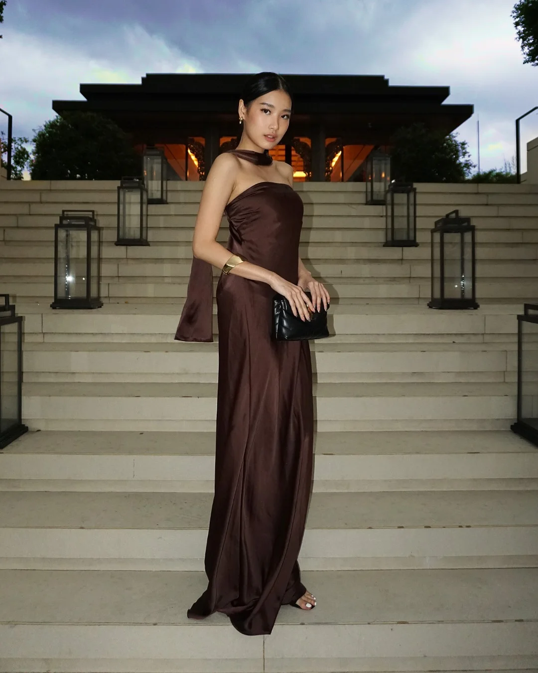 

Aenyrst Customized Evening Dresses Woman Elegant Strapless Brown Formal Occasion Satin Dresses 2025فساتين سهرة