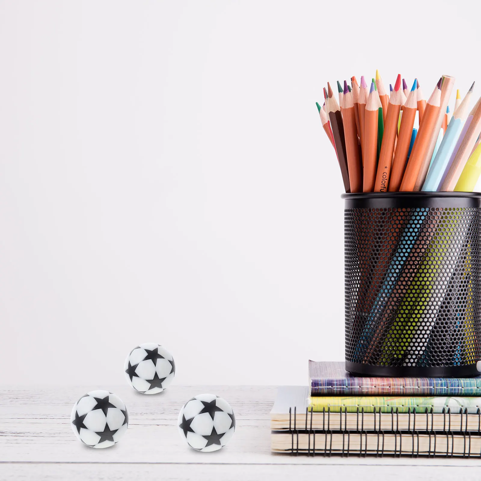 

8Pcs Black White Five-Star Table Soccer Balls High-Quality Plastic Material Suitable Most Tabletop Soccer Game Machine Home Mall